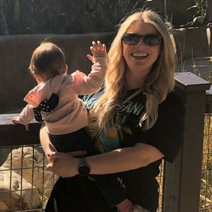 Meet your Posher, Alicia